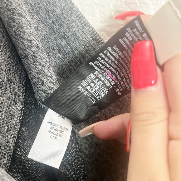 Pink Victoria's Secret High Waist Gray Seamless Butt Contour Workout Shortie NEW - Picture 9 of 9